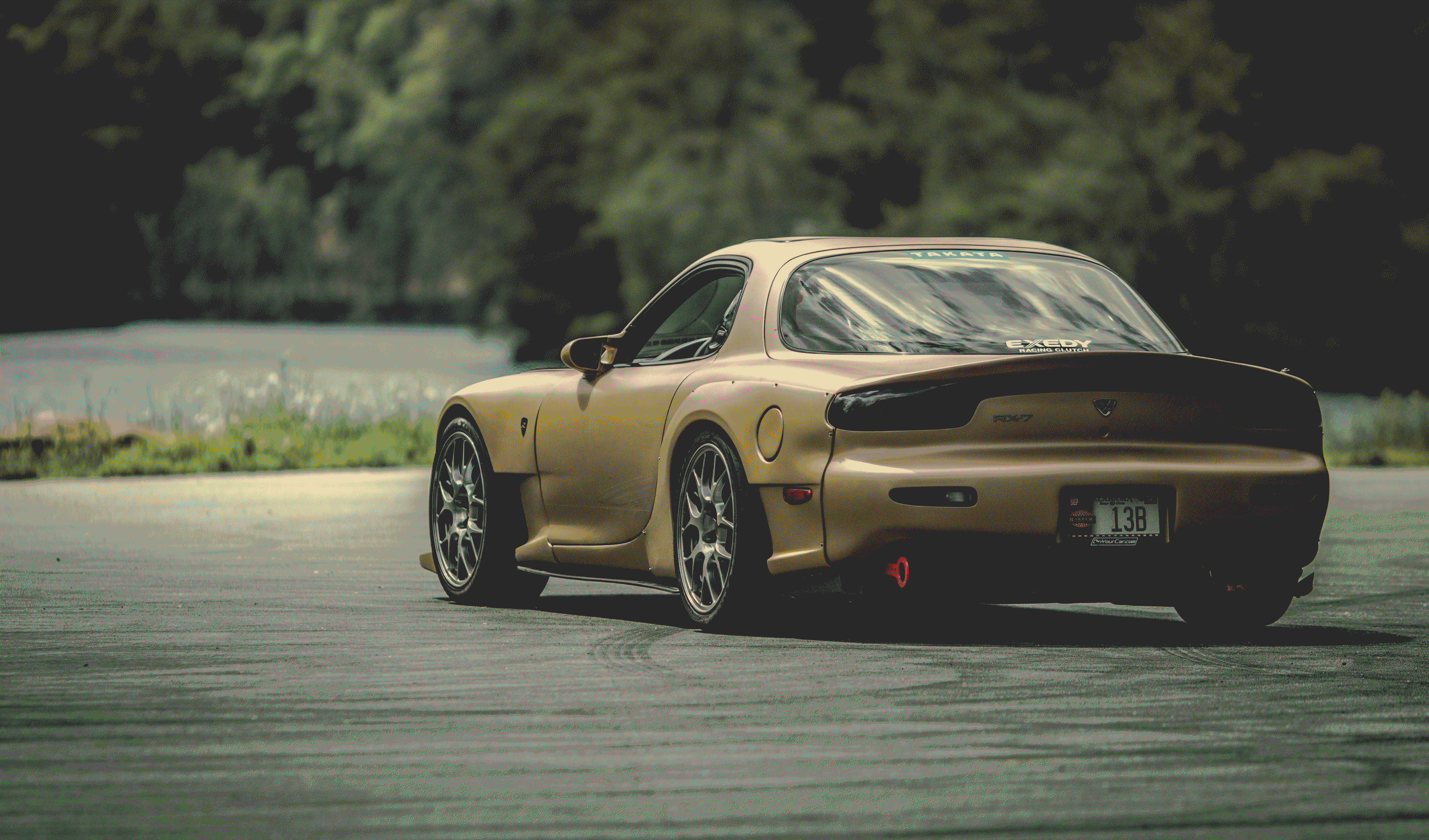 /tlc/gruvbox-wallpapers/src/branch/main/dark/gruv-mazda-forest.png